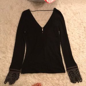 Anthropologie long sleeve vneck